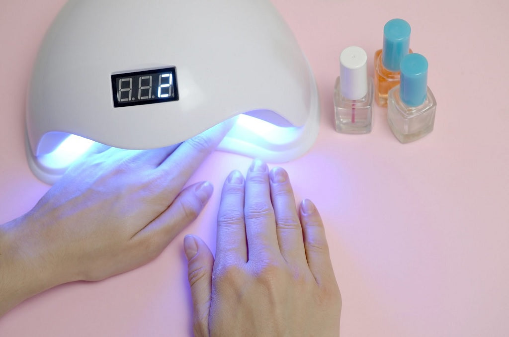How many watts do you need for gel nail lamp?