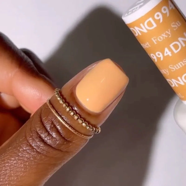 DND Part 16 Retro Earth-Scape Collection - Set of 34 Gel & Lacquer Combos