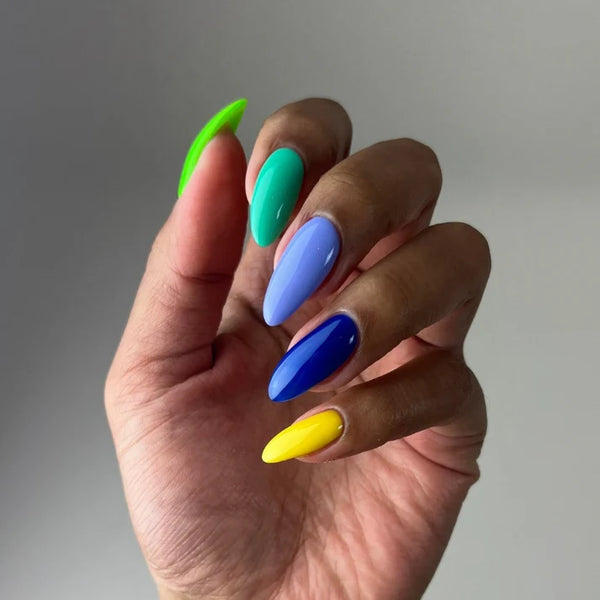 DND Diva Gel Nail Polish Duo - DND DV Part 6 - Set 35 Colors First Class Collection