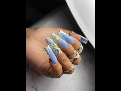 Lavis Acrylic Powder - 022 Bluebird