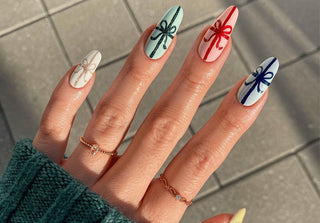 Bow Nail Designs