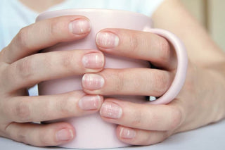How to Tell If Your Nails Need a Break from Polish