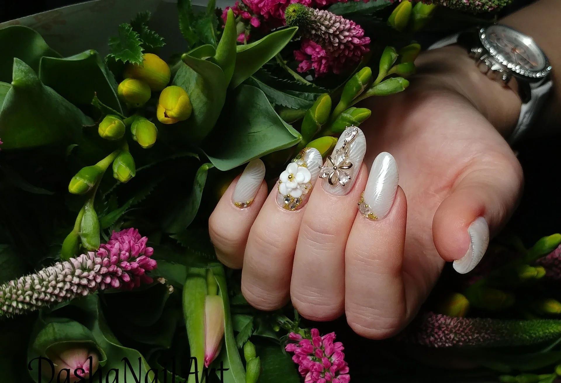 How to Mold 3D Flowers Like A Pro with Sculpting Gel - DTK Nail Supply