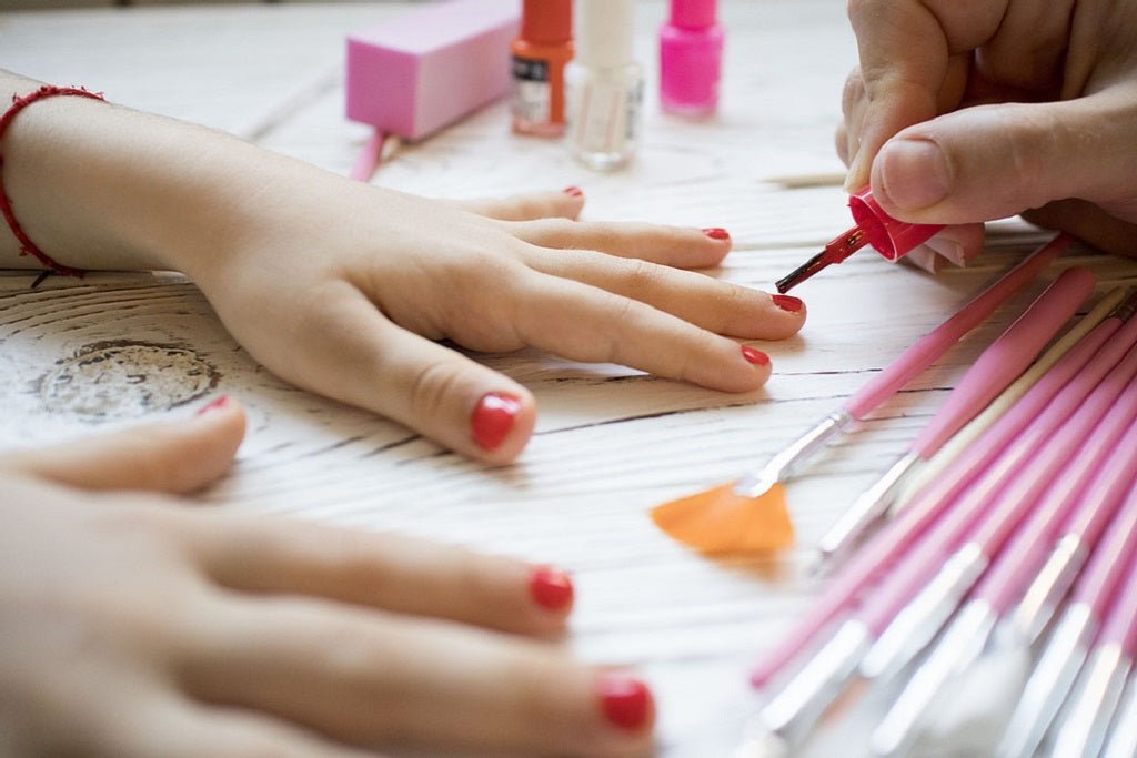 The 10 Best Nail Acrylic Brushes: Reviews & Guide 2026 - DTK Nail Supply