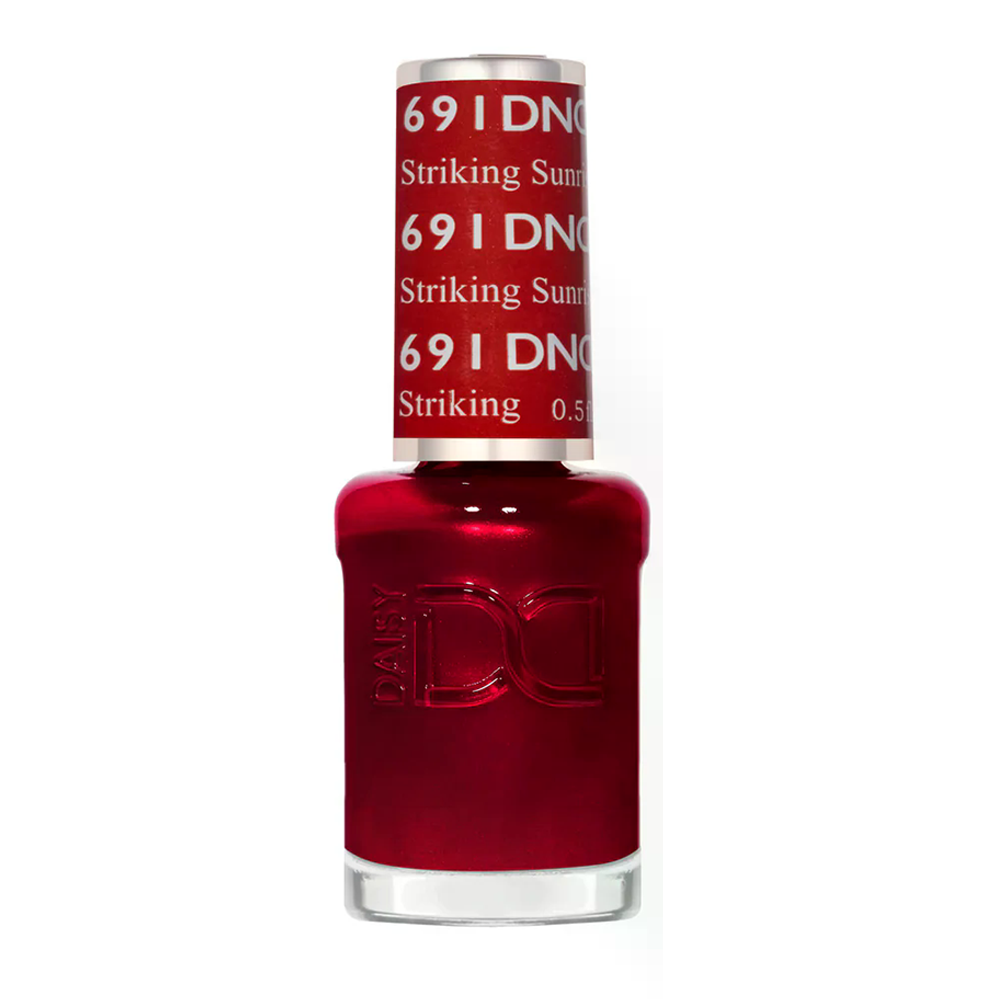 DND Nail Lacquer - 690 Hot Lava