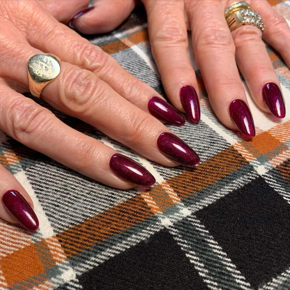 DND Nail Lacquer - 629 Secret Plum