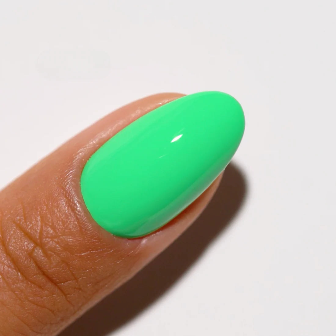 DND Nail Lacquer - 743 Mike Ike