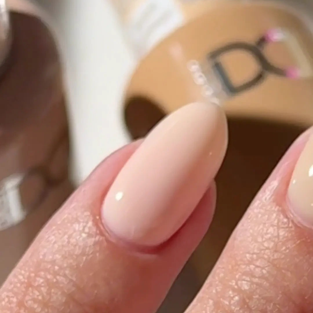 DND HEMA & TPO Free Gel Duo 010 Look Here