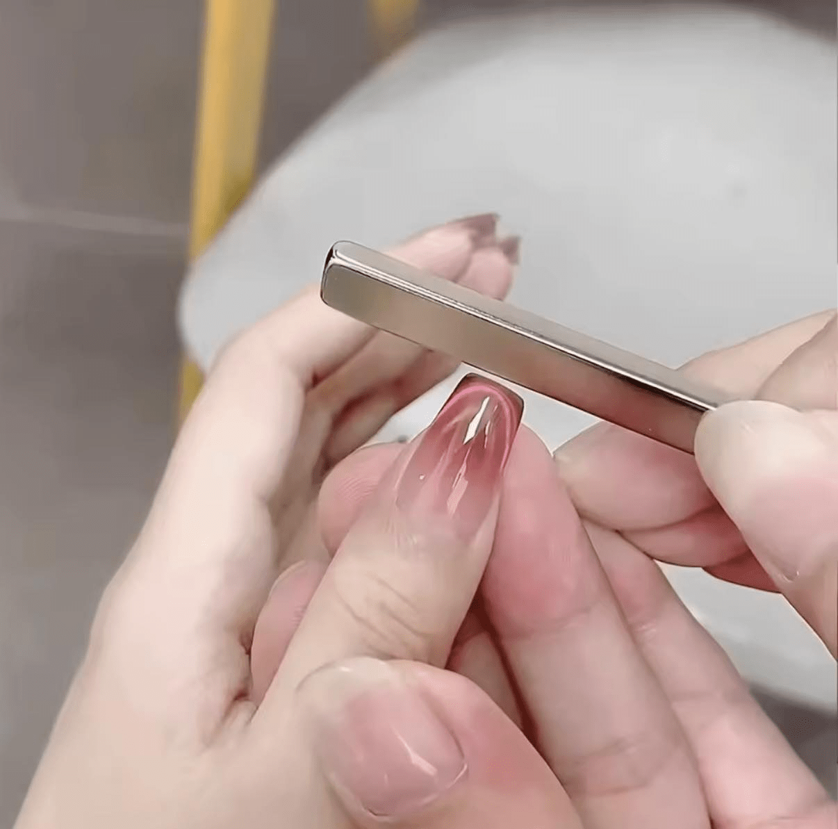 Cat Eye Super Magnet - Long - DTK Nail Supply