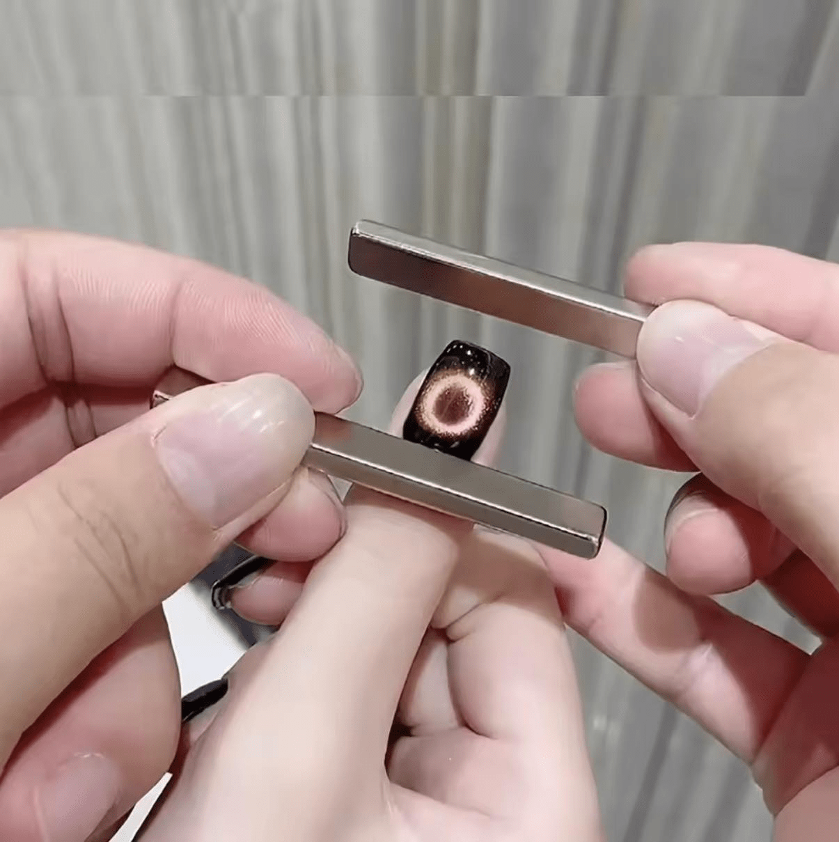 Cat Eye Super Magnet - Long - DTK Nail Supply