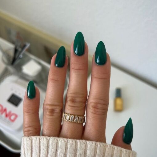 DND DIVA Gel Polish - 244 Emerald Meadow - DTK Nail Supply