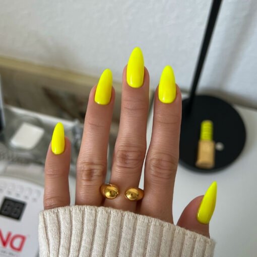 DND DIVA Nail Lacquer - 189 Tennis Ball - DTK Nail Supply