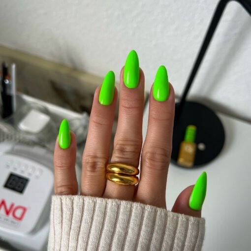 DND DIVA Nail Lacquer - 190 Tokyo Tea - DTK Nail Supply