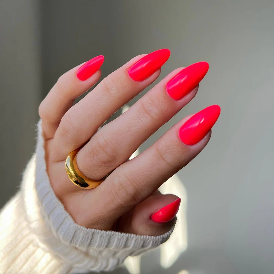 DND Gel Nail Polish Duo - 561 Strawberry Kiss - DTK Nail Supply