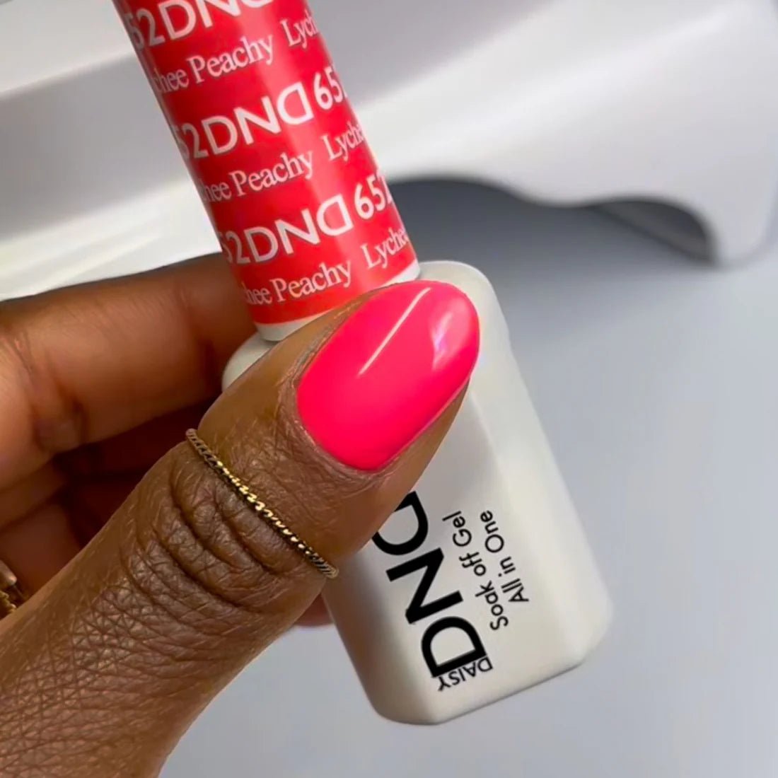 DND Gel Nail Polish Duo - 652 Lychee Peachy - DTK Nail Supply