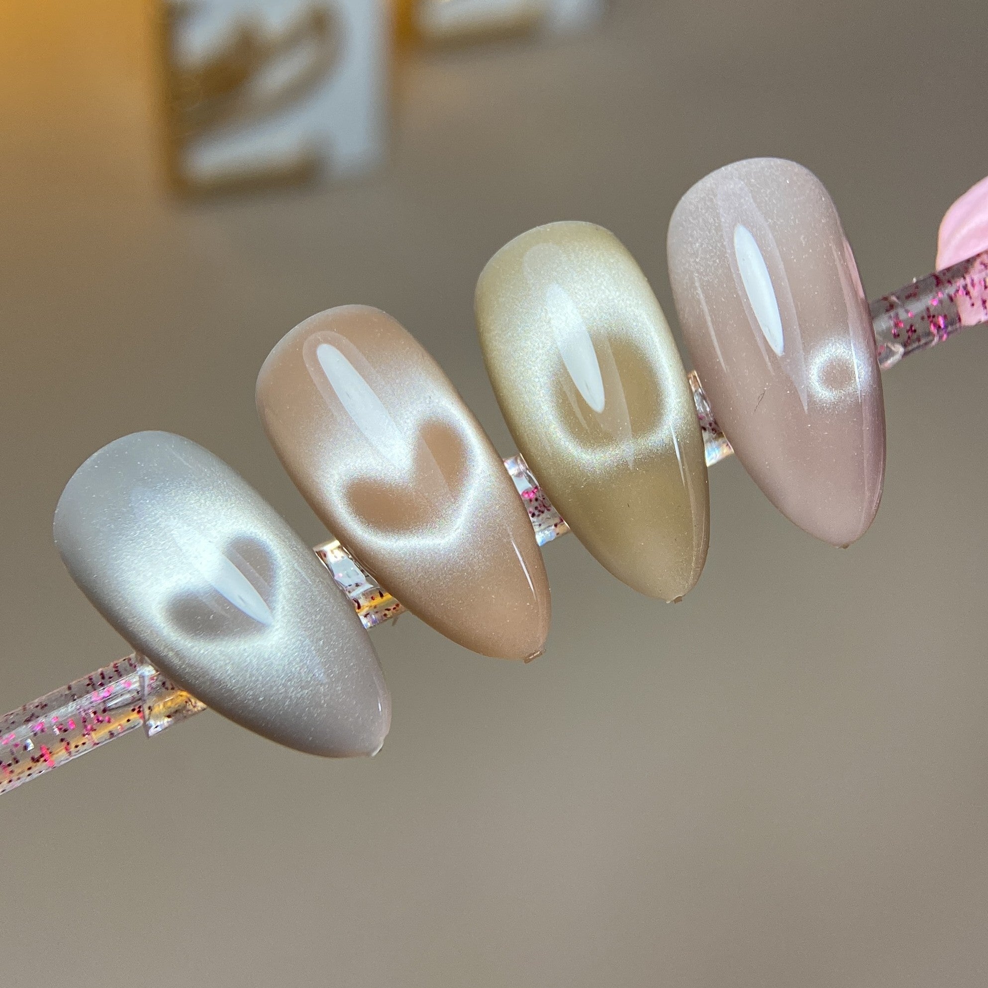 Heart Cat Eye Effect Tool - DTK Nail Supply