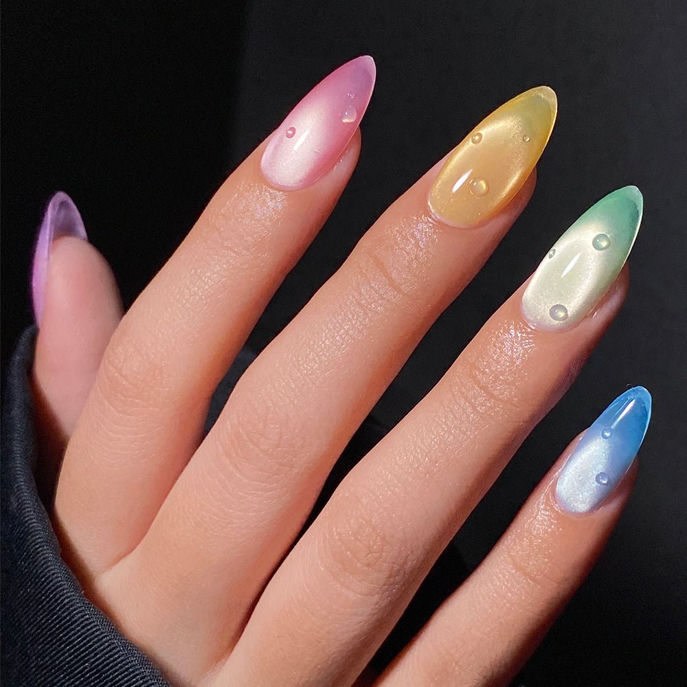 LAVIS Water Light Cat Eye Gel Polish - DTK Nail Supply