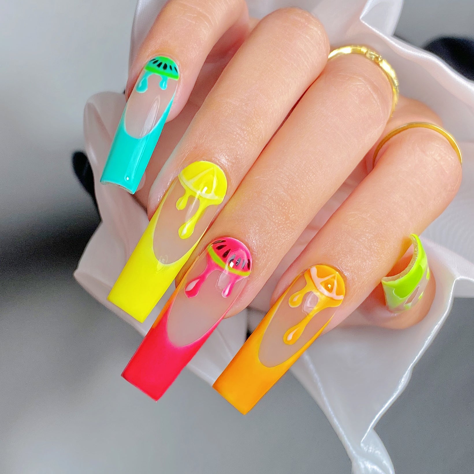 LDS Glow In The Dark - GW02 - DTK Nail Supply