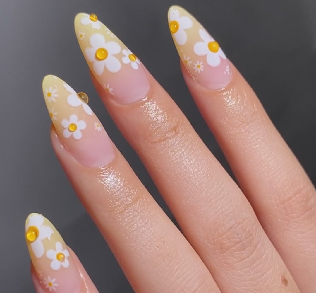 Nail Transfer Foil - Daisy Flowers - W9 - DTK Nail Supply
