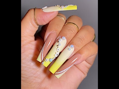 LAVIS 161 Daisy - Gel Polish & Matching Nail Lacquer Duo Set - 0.5oz